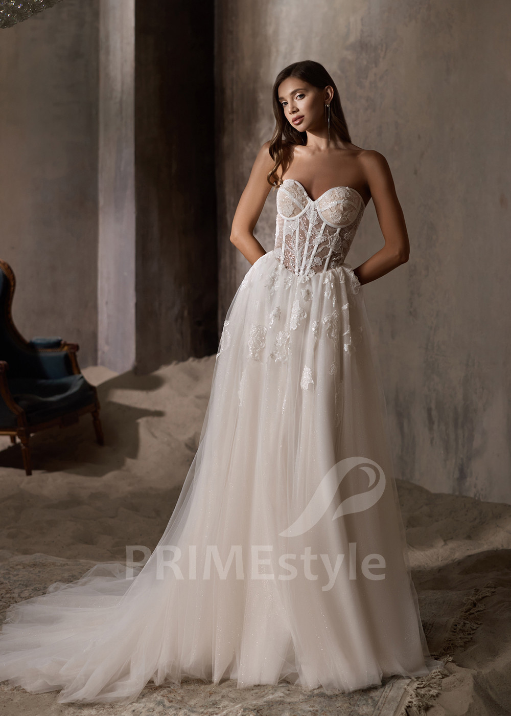 Moderné čipkované svadobné šaty LC2840