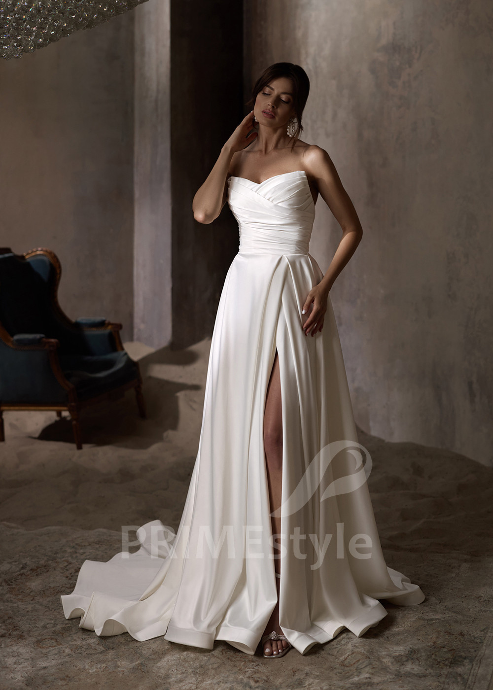 Elegantné saténové svadobné šaty LC2841